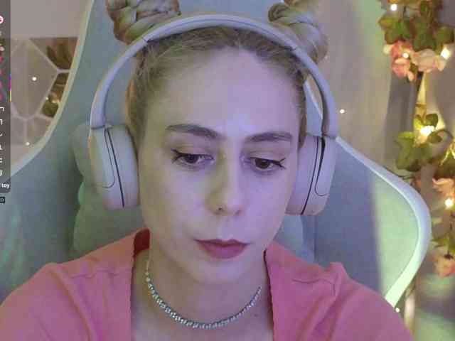 ballerina_capuchina webcam