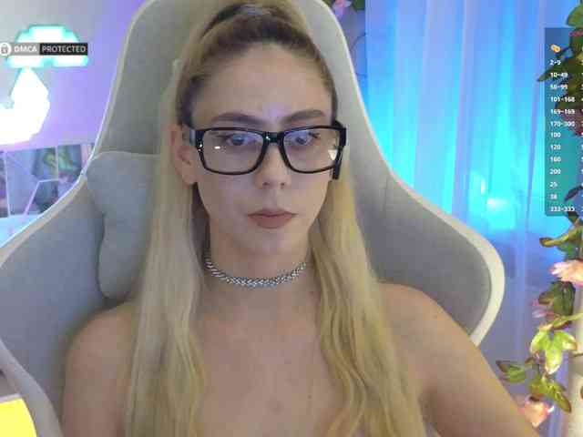 Danil__Kolbasenko webcam