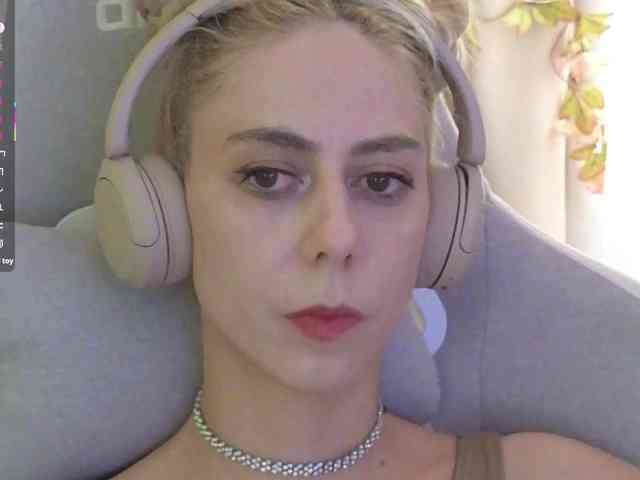 ballerina_capuchina webcam