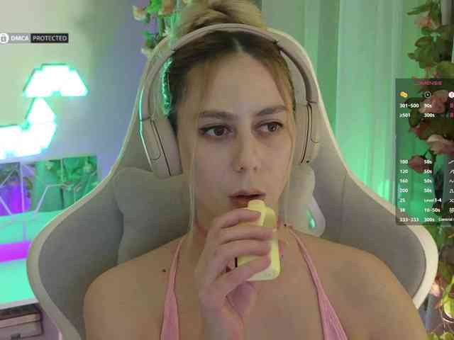 Danil__Kolbasenko webcam