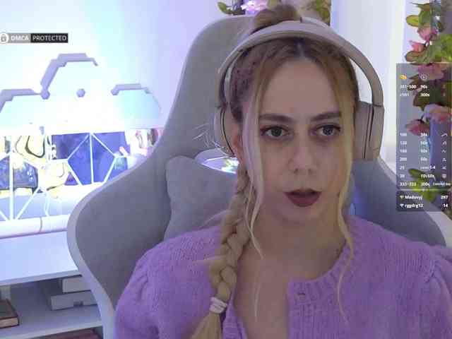 ballerina_capuchina webcam