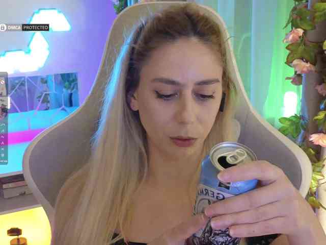 ballerina_capuchina webcam