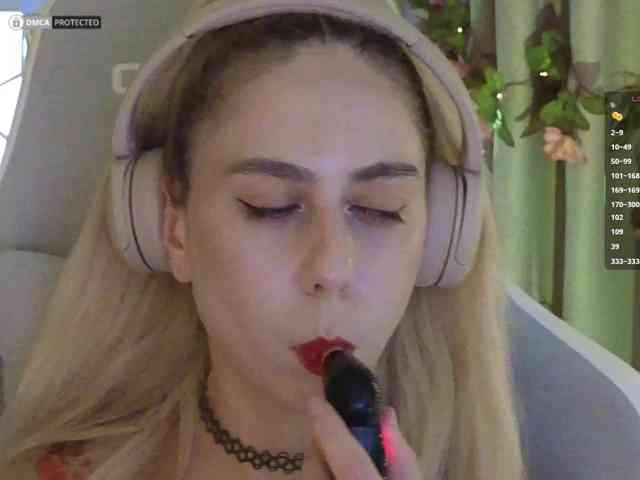 ballerina_capuchina webcam