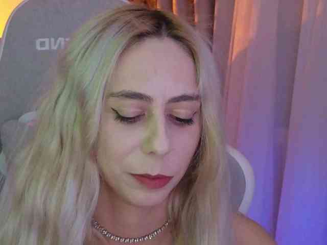 ballerina_capuchina webcam