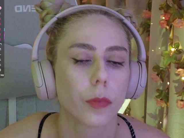 ballerina_capuchina webcam
