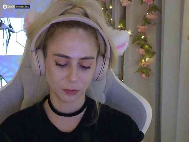 ballerina_capuchina webcam