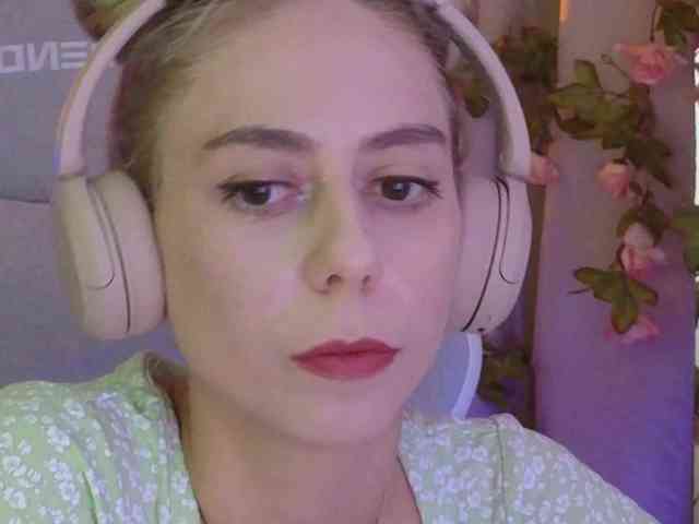 ballerina_capuchina webcam