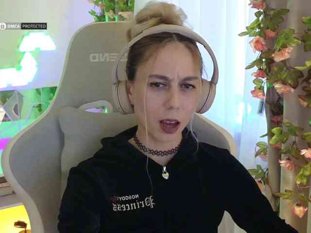 ballerina_capuchina webcam