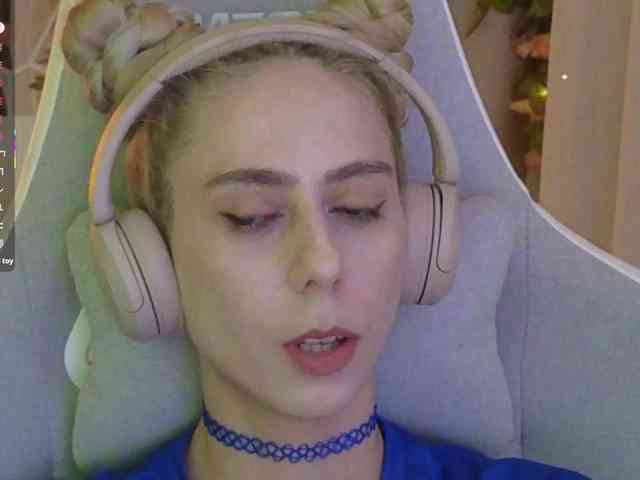 ballerina_capuchina webcam