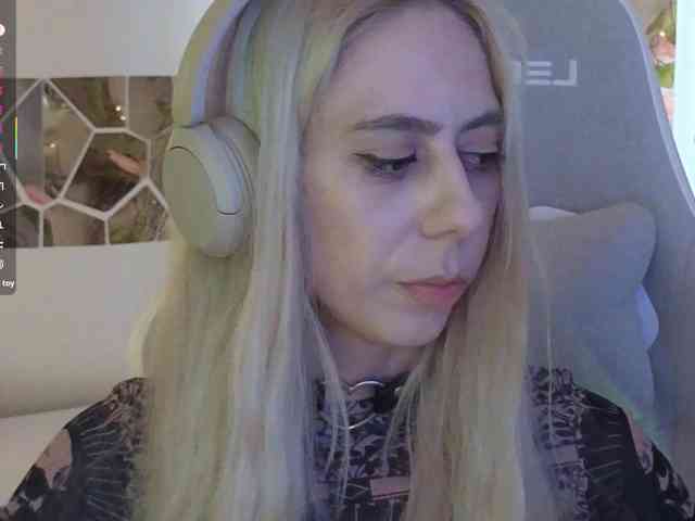 ballerina_capuchina webcam