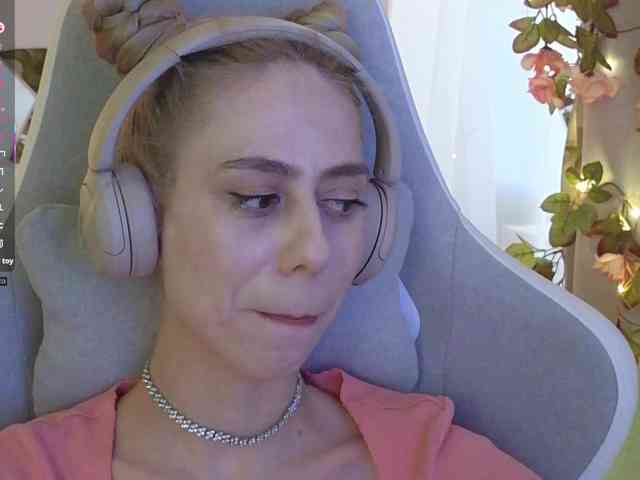 ballerina_capuchina webcam