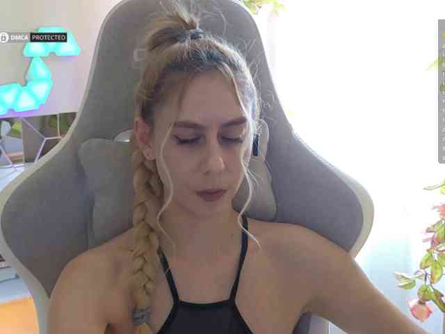 Danil__Kolbasenko webcam