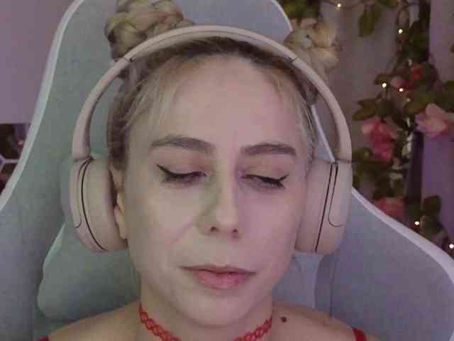 ballerina_capuchina webcam