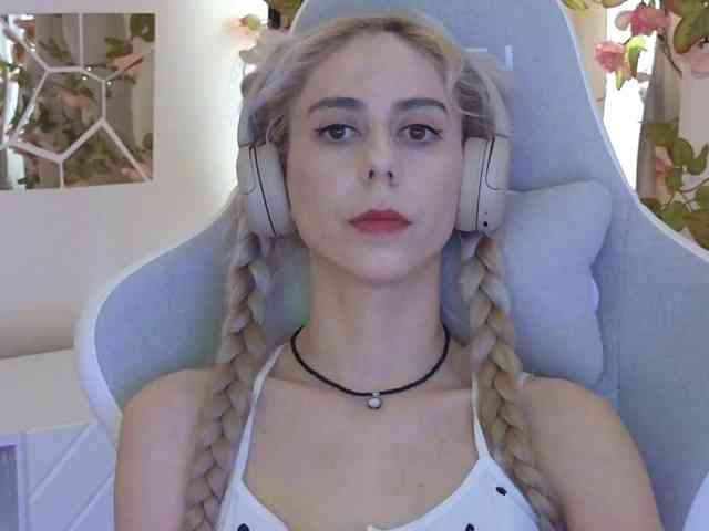 amateur sex cam -Light-Fury-