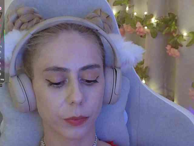 ballerina_capuchina webcam