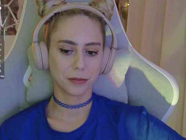 ballerina_capuchina webcam