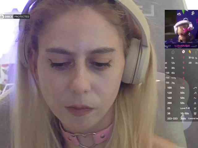 Danil__Kolbasenko webcam