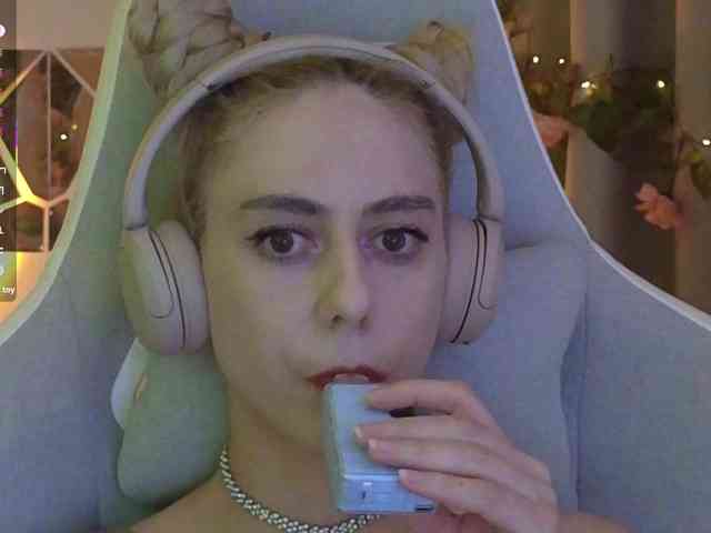 ballerina_capuchina webcam