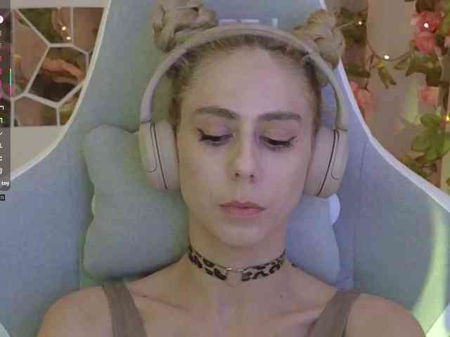 ballerina_capuchina webcam