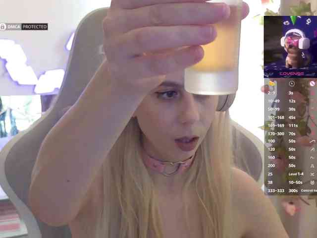 Danil__Kolbasenko webcam