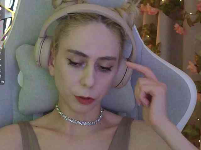 ballerina_capuchina webcam