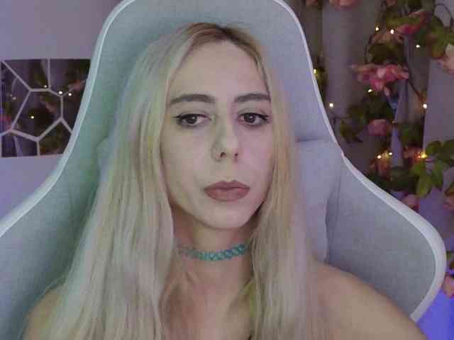 ballerina_capuchina webcam