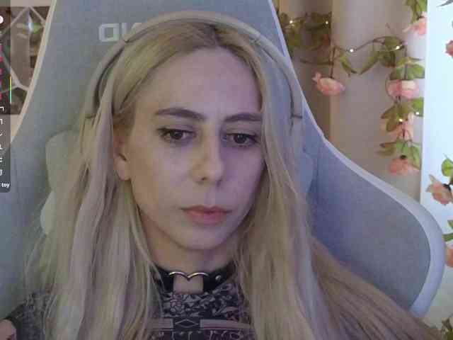 ballerina_capuchina webcam
