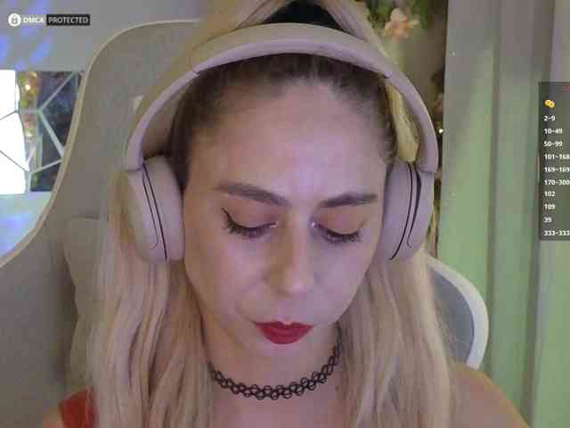 ballerina_capuchina webcam