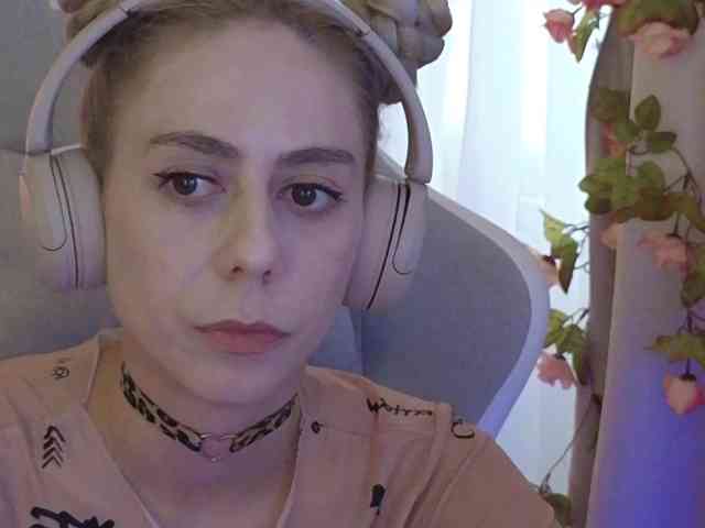 ballerina_capuchina webcam