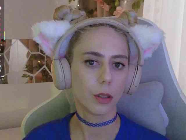 ballerina_capuchina webcam