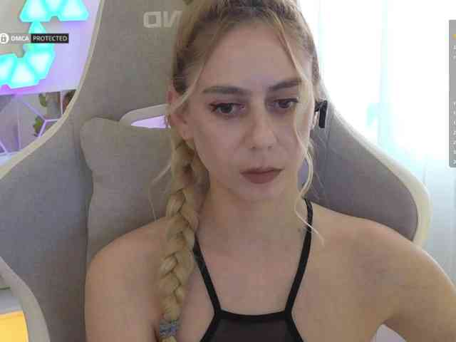 Danil__Kolbasenko webcam