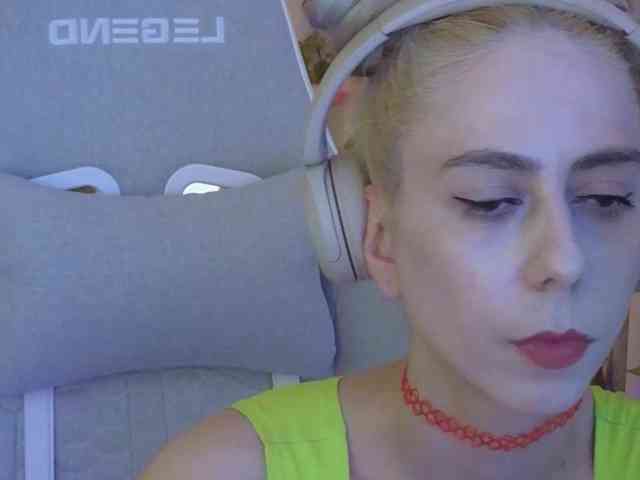 ballerina_capuchina webcam