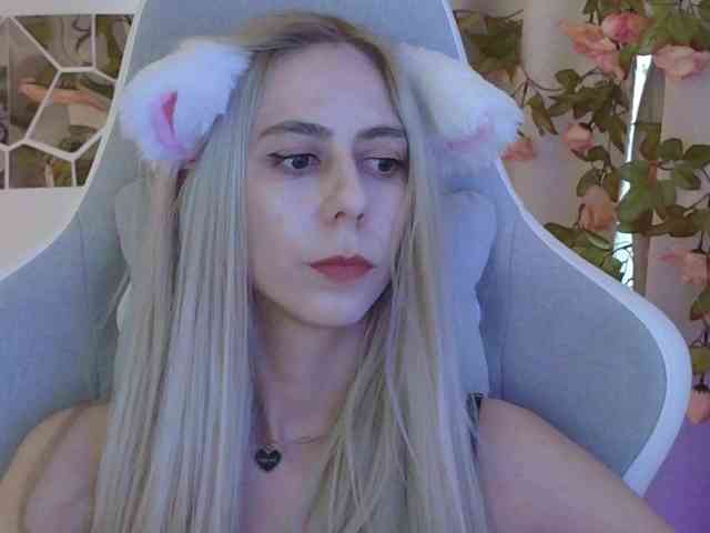 ballerina_capuchina webcam