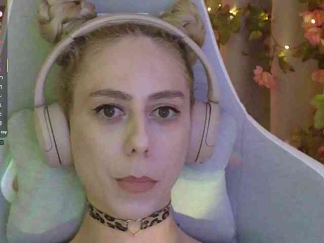 ballerina_capuchina webcam