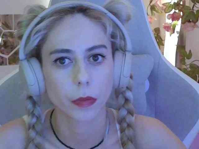 ballerina_capuchina webcam
