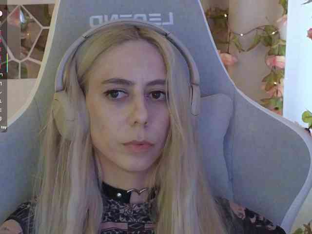 ballerina_capuchina webcam