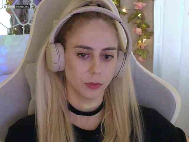 ballerina_capuchina webcam