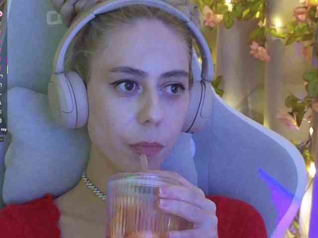 ballerina_capuchina webcam