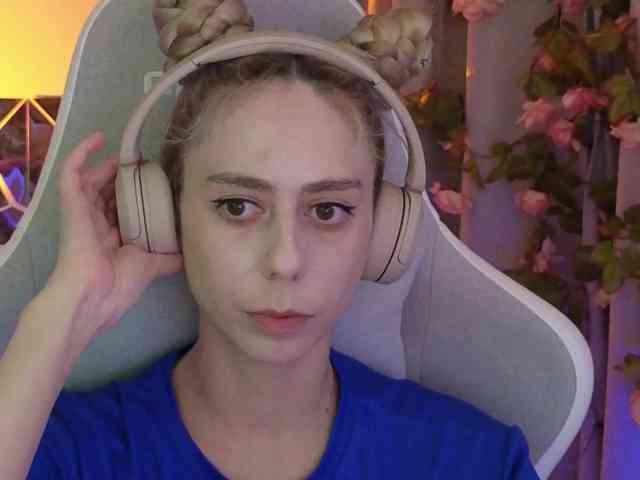 ballerina_capuchina webcam