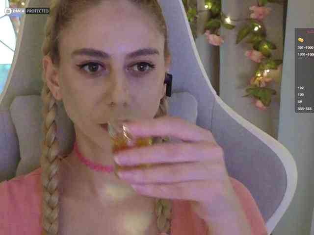 ballerina_capuchina webcam