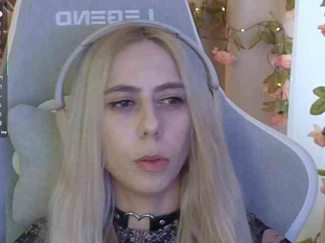 ballerina_capuchina webcam