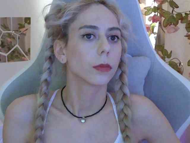 ballerina_capuchina webcam