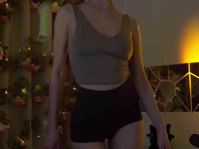 ballerina_capuchina webcam