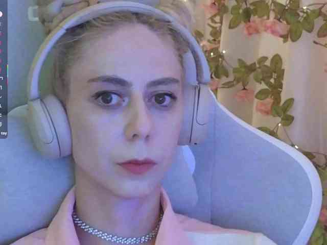 ballerina_capuchina webcam