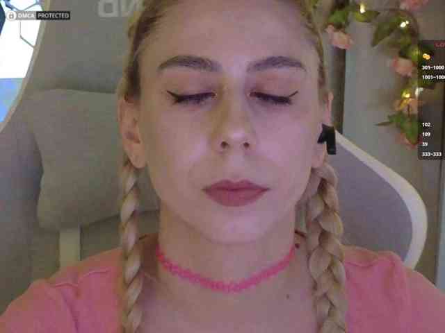 ballerina_capuchina webcam