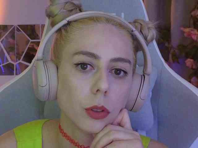 ballerina_capuchina webcam