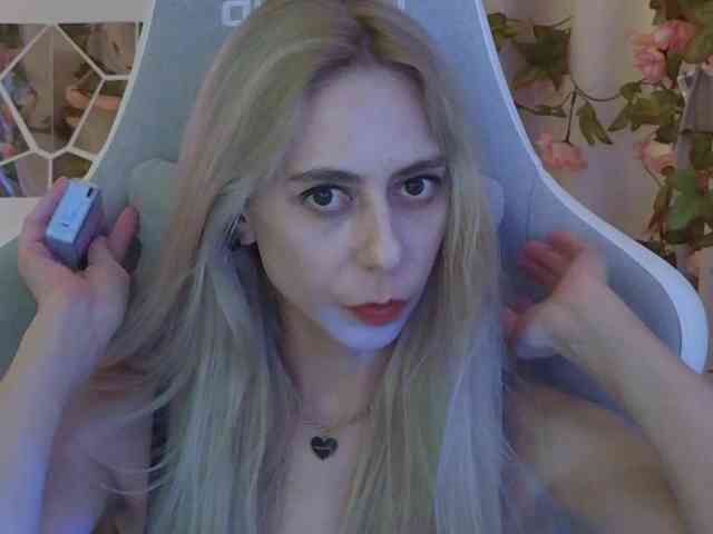 ballerina_capuchina webcam