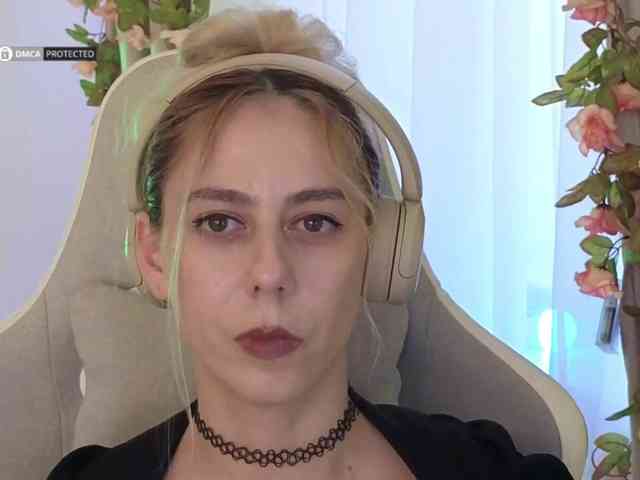 ballerina_capuchina webcam