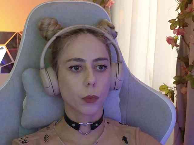ballerina_capuchina webcam