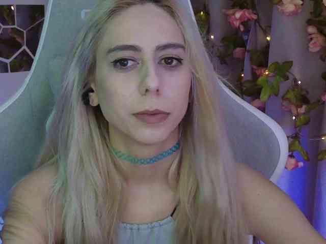 ballerina_capuchina webcam